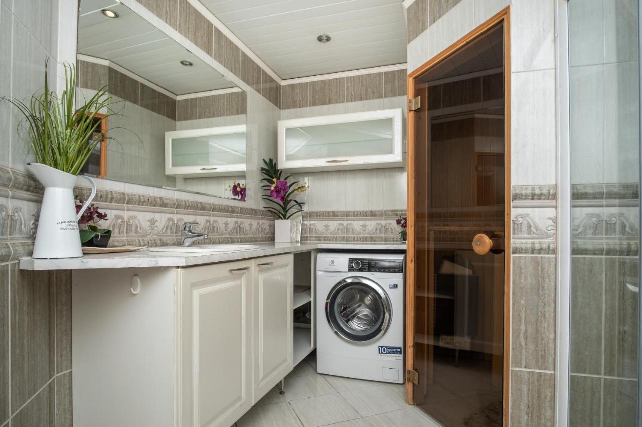 Dream Stay - Historical 3-Bedroom Apartment With Sauna & Fireplace Tallinn Exterior photo